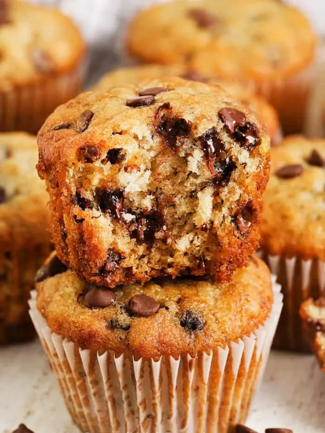 Easy Banana Chocolate Chip Muffins