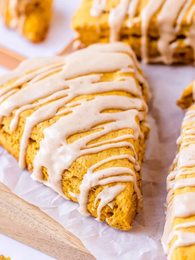Pumpkin Scones with Maple Glaze